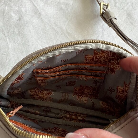 Hobo Reach Crossbody bag in Driftwood (Retired Design) - Picture 9 of 10